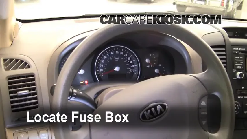 2010 Kia Sedona LX 3.8L V6 Fuse (Interior)